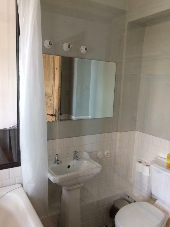 Sunrise Apartment In The Quiet Centre ريغا المظهر الخارجي الصورة