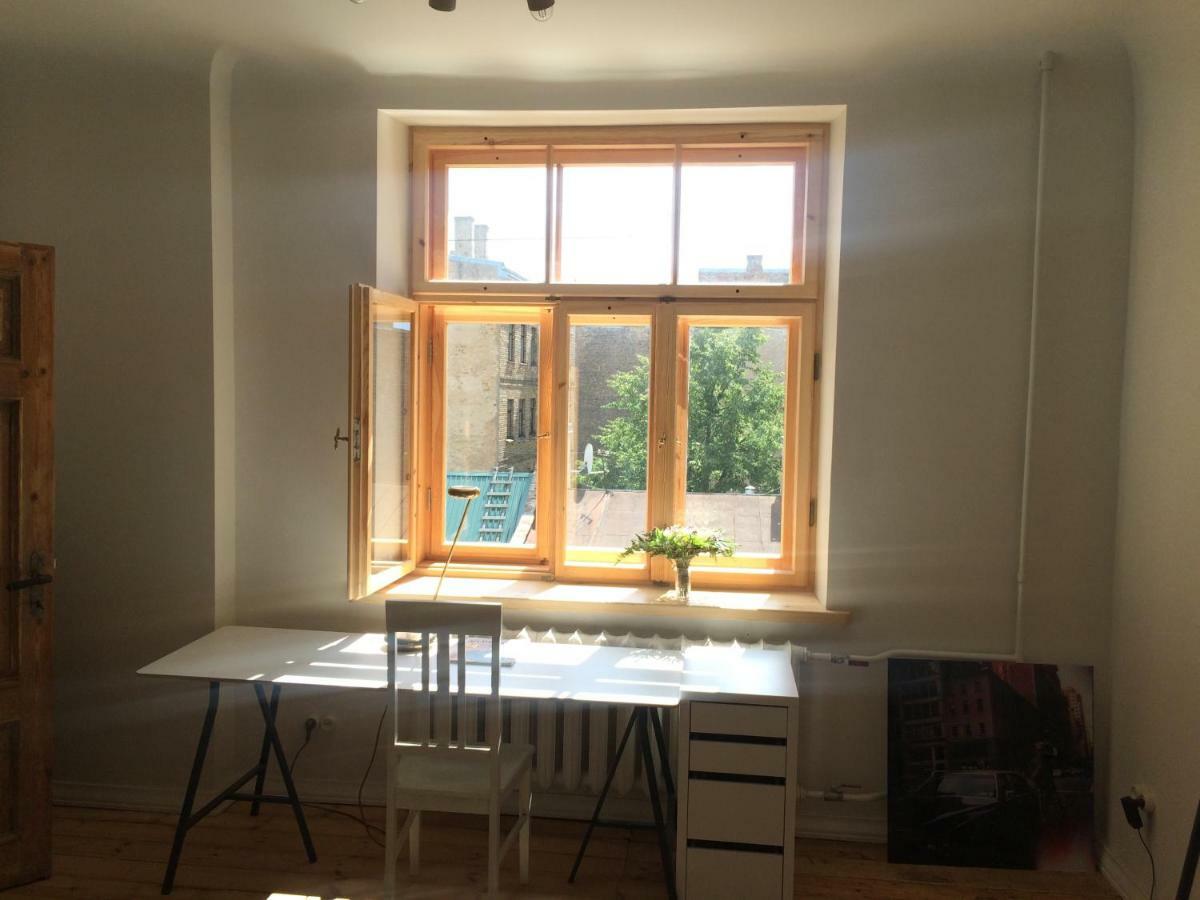 Sunrise Apartment In The Quiet Centre ريغا المظهر الخارجي الصورة